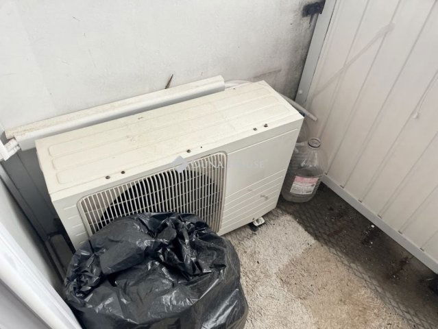 Eladó panellakás, Pécsett 43.9 M Ft, 2 szobás