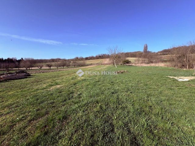 Eladó telek, Hahóton 6.5 M Ft / költözzbe.hu