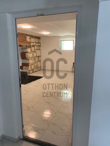 Kiadó ipari ingatlan, Budaörsön 195 E Ft / hó