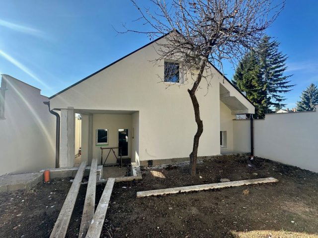 Eladó családi ház, Budakeszin 199 M Ft, 6 szobás