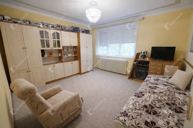 Eladó családi ház, Sopronkövesden 83 M Ft, 4 szobás