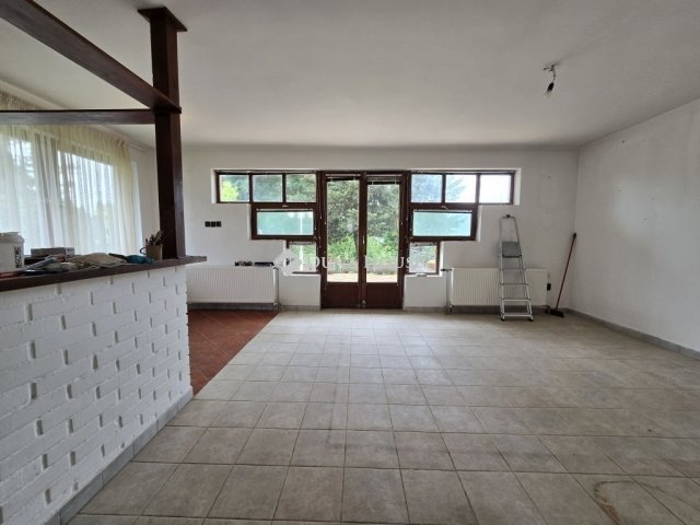 Eladó családi ház, Hosszúhetényen 89.5 M Ft, 5 szobás