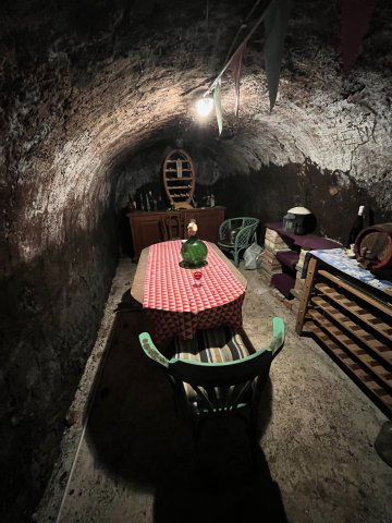 Eladó üzlethelyiség, Tarcalon 37.9 M Ft, 8 szobás