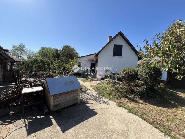 Eladó családi ház, Kővágószőlősön 33 M Ft, 2+1 szobás