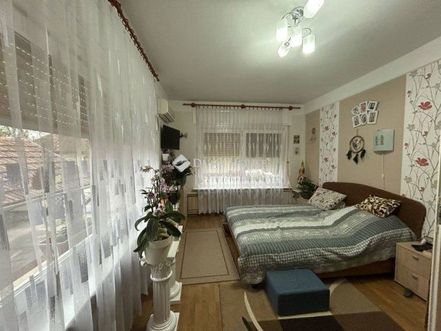 Eladó családi ház, Pilisen 95 M Ft, 6 szobás