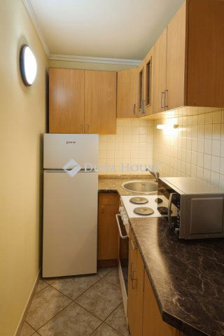 Eladó panellakás, Győrött 34.9 M Ft, 1 szobás