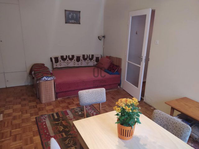 Eladó téglalakás, Szegeden, Olajos utcában 38.5 M Ft, 2 szobás