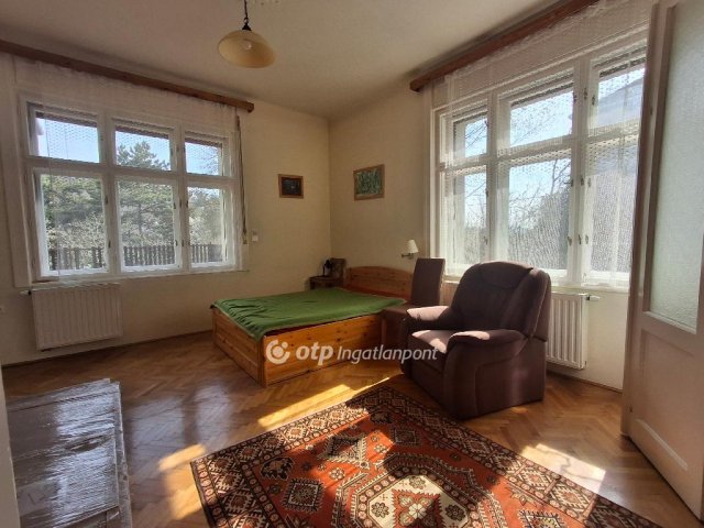 Eladó családi ház, Budapesten, II. kerületben 335 M Ft