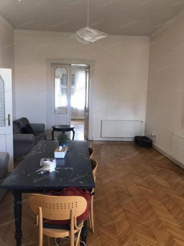 Kiadó téglalakás, albérlet, Kecskeméten 250 E Ft / hó