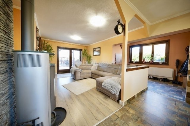 Eladó családi ház, Maglódon 156.9 M Ft, 4 szobás