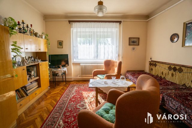 Eladó családi ház, Győrújbaráton 69.5 M Ft, 3 szobás