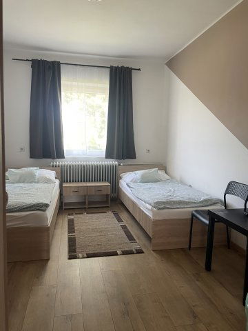 Kiadó családi ház, albérlet, Aszódon 1300 E Ft / hó, 22 szobás