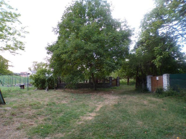 Eladó telek, Tahitótfalun 24.9 M Ft / költözzbe.hu