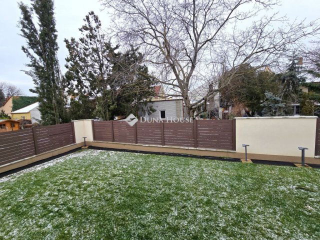 Kiadó téglalakás, albérlet, Pécsett 400 E Ft / hó, 3 szobás