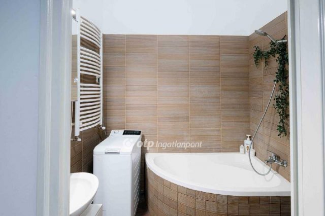 Eladó téglalakás, Budapesten, II. kerületben 110 M Ft, 2 szobás