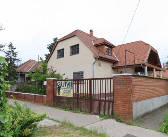 Eladó családi ház, Budapesten, IV. kerületben 129 M Ft, 6 szobás