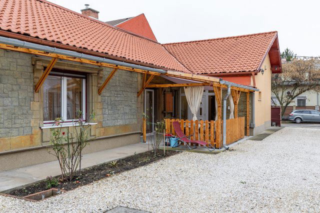 Eladó családi ház, Budapesten, XV. kerületben 185 M Ft, 4 szobás