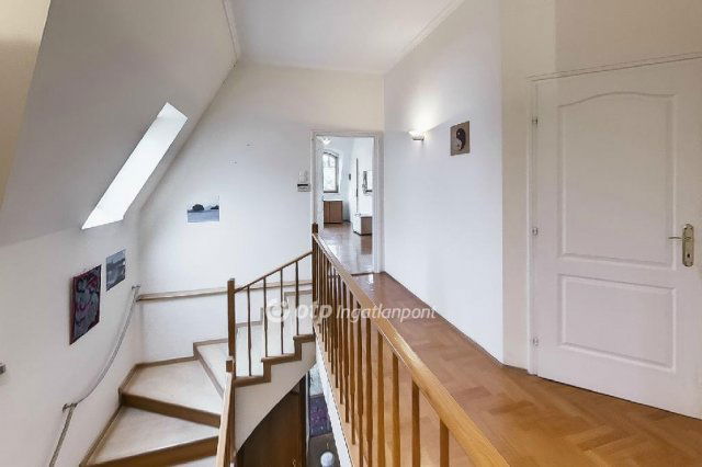 Eladó családi ház, Budapesten, II. kerületben 249 M Ft