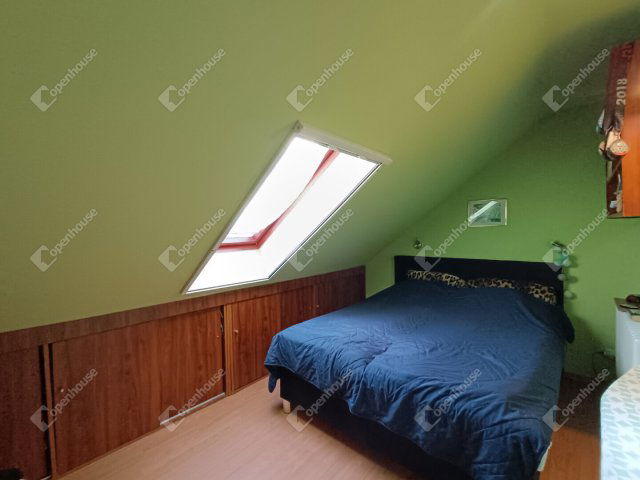 Eladó családi ház, Sopronban 125 M Ft, 7 szobás