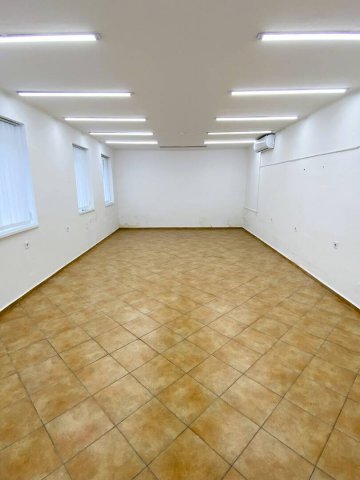 Eladó téglalakás, Pécsett 65 M Ft, 3 szobás