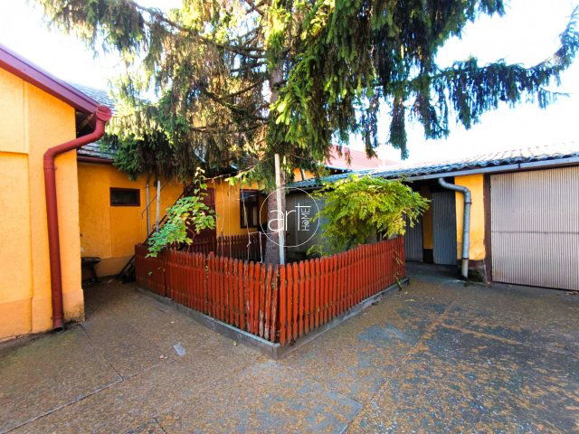 Eladó családi ház, Csongrádon, Szőlőhegyi utcában 38.9 M Ft