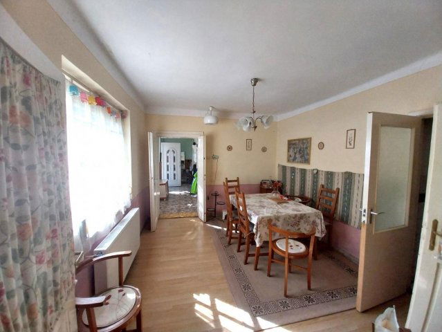 Eladó családi ház, Etén 19.5 M Ft, 3 szobás