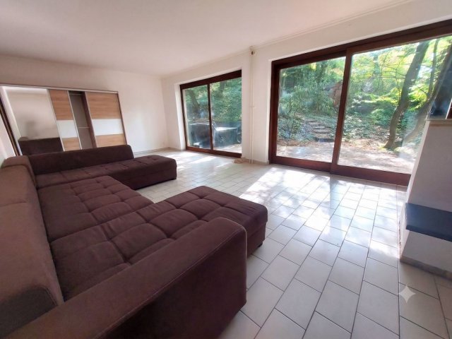 Eladó családi ház, Nagykovácsiban 159 M Ft, 4+2 szobás