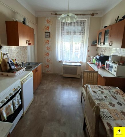 Eladó téglalakás, Bükön 37.5 M Ft, 2 szobás