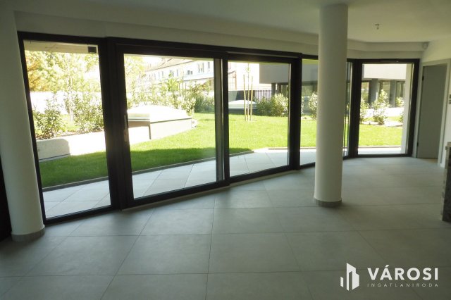 Kiadó téglalakás, albérlet, Szegeden 744 E Ft / hó, 4 szobás