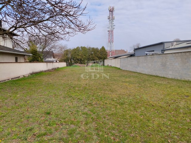 Kiadó telek, Budapesten, XVI. kerületben 350 E Ft / hó