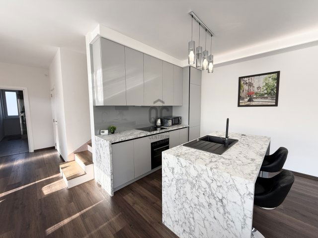 Kiadó ikerház, albérlet, Debrecenben 700 E Ft / hó, 5 szobás