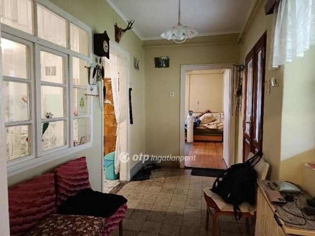 Eladó családi ház, Csabrendeken 25 M Ft, 2 szobás