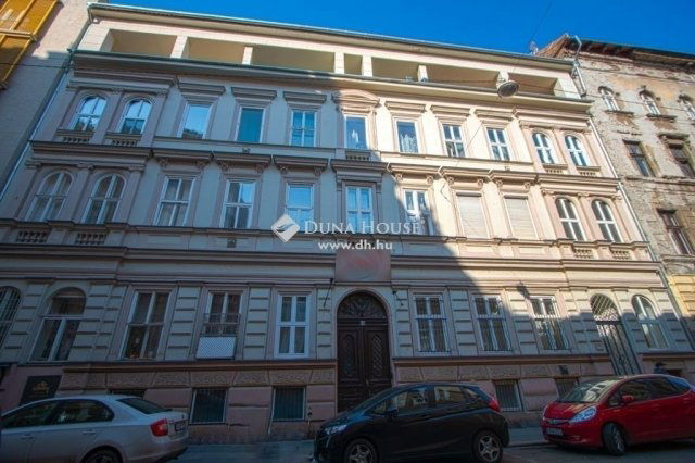 Eladó téglalakás, Budapesten, VI. kerületben 155 M Ft, 4 szobás