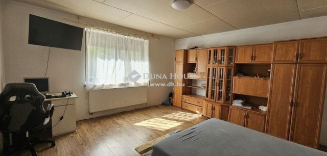 Eladó családi ház, Babarcon 29.99 M Ft, 2 szobás