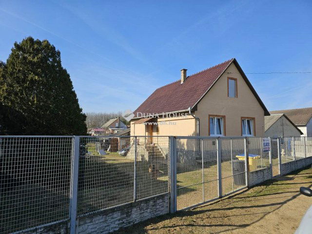 Eladó családi ház, Nyíregyházán 43.9 M Ft, 3 szobás