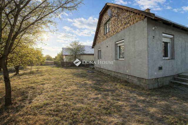 Eladó családi ház, Monorierdőn 62 M Ft, 3 szobás