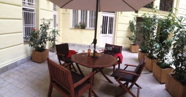 Eladó téglalakás, Budapesten, V. kerületben 128 M Ft, 2 szobás