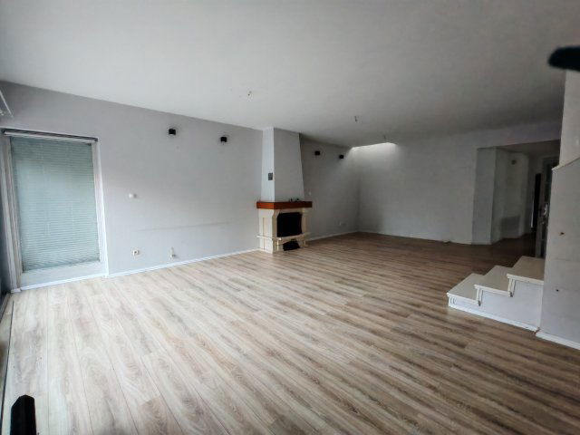 Kiadó ikerház, albérlet, Budapesten, II. kerületben, Turista úton