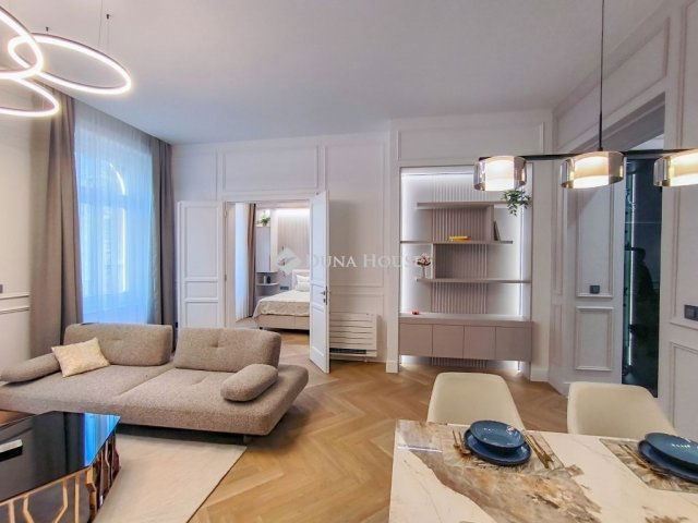 Eladó téglalakás, Budapesten, VI. kerületben 209 M Ft, 3 szobás