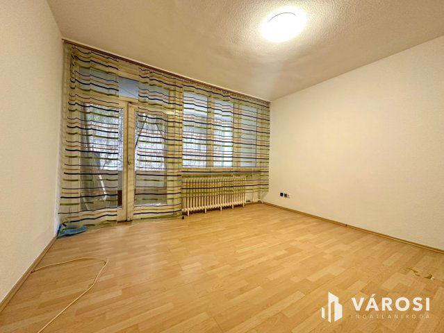 Eladó panellakás, Salgótarjánban 20.9 M Ft, 2+1 szobás