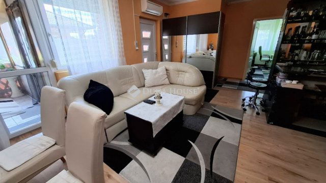 Eladó ikerház, Halásztelken 89.5 M Ft, 4 szobás
