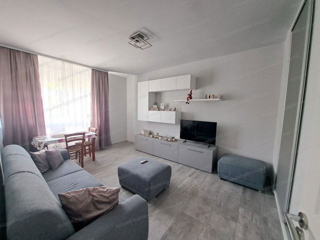 Kiadó téglalakás, albérlet, Komáromban 200 E Ft / hó