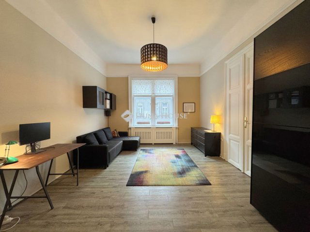 Kiadó téglalakás, albérlet, VII. kerületben, Hernád utcában