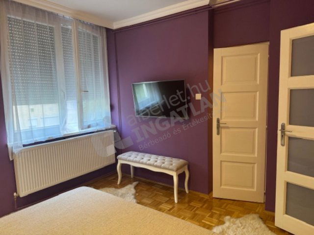 Kiadó téglalakás, albérlet, XV. kerületben, Lóvasút közben