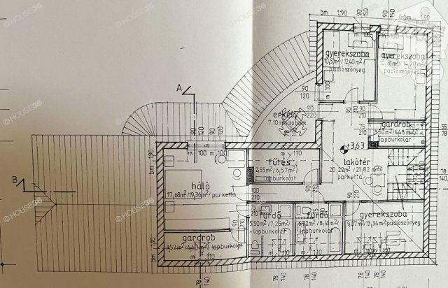 Eladó családi ház, Kiskunfélegyházán 190 M Ft, 5 szobás