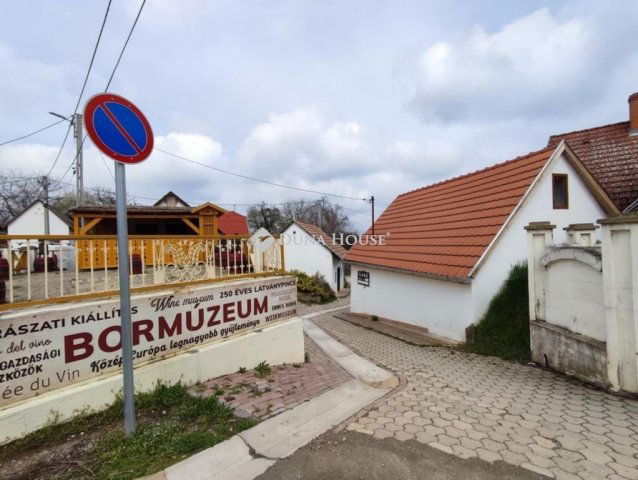 Eladó ipari ingatlan, Villányban 24.9 M Ft / költözzbe.hu