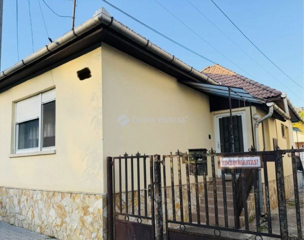 Eladó családi ház, Pilisszentivánon 58 M Ft, 4 szobás