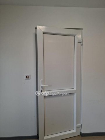 Eladó családi ház, Hajdúböszörményen 62 M Ft, 2 szobás