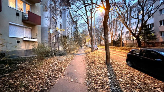 Eladó téglalakás, Budapesten, III. kerületben, Berend utcában