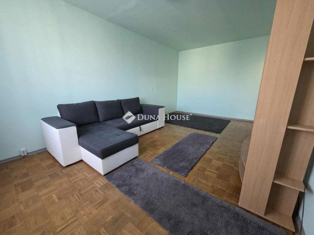 Kiadó panellakás, albérlet, Szegeden, Budapesti körúton